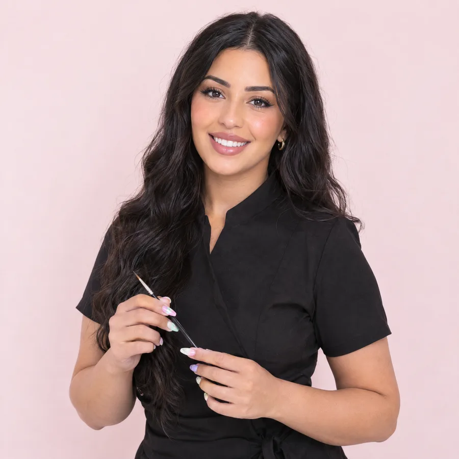 Inès Haddad | Chez Naima Nail's